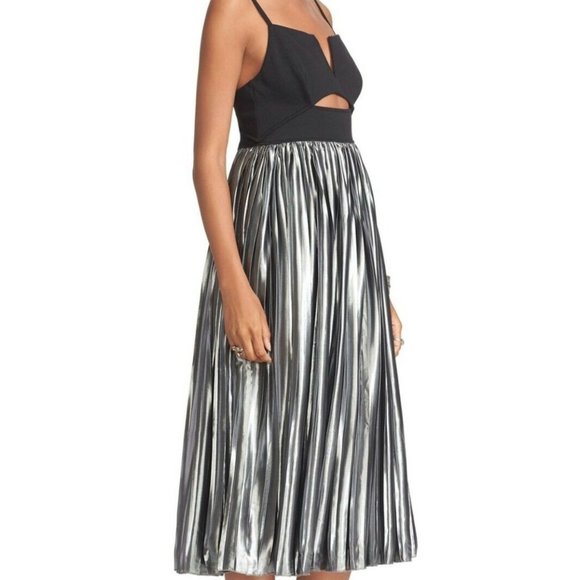 Free People Dresses & Skirts - NEW Free People Piper Pleated silver black formal evening fancy MIDI dress XS